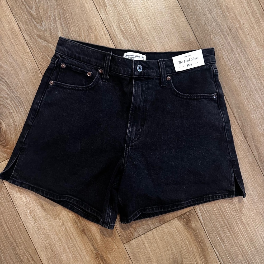 Abercrombie & Fitch The Dad Short High Rise Black Denim Shorts Size 29 8 NWT